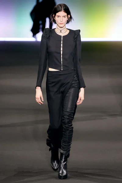 Look 5